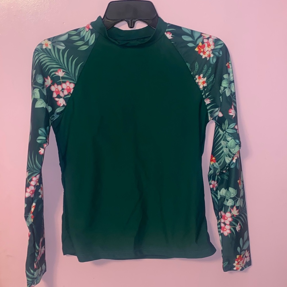 swim top